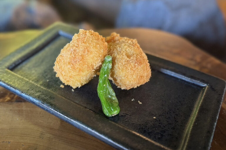 ずわい蟹のクリームコロッケ（2個）880円